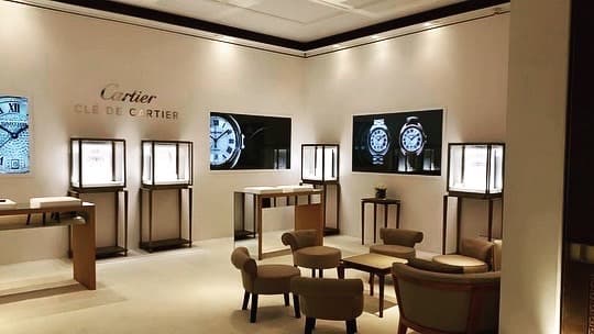 Team collaboration in modern office