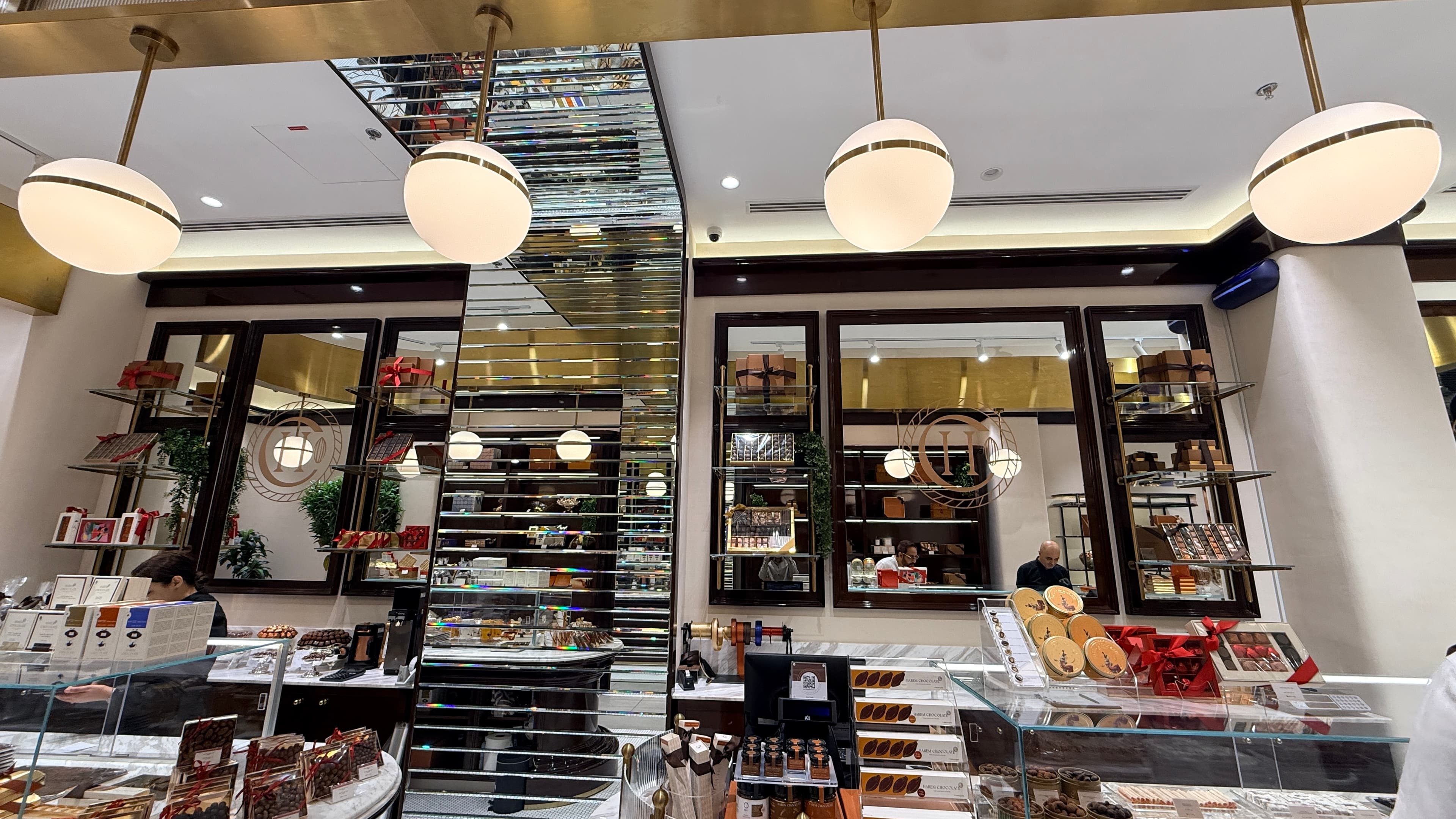 Harem Chocolate gallery image 1