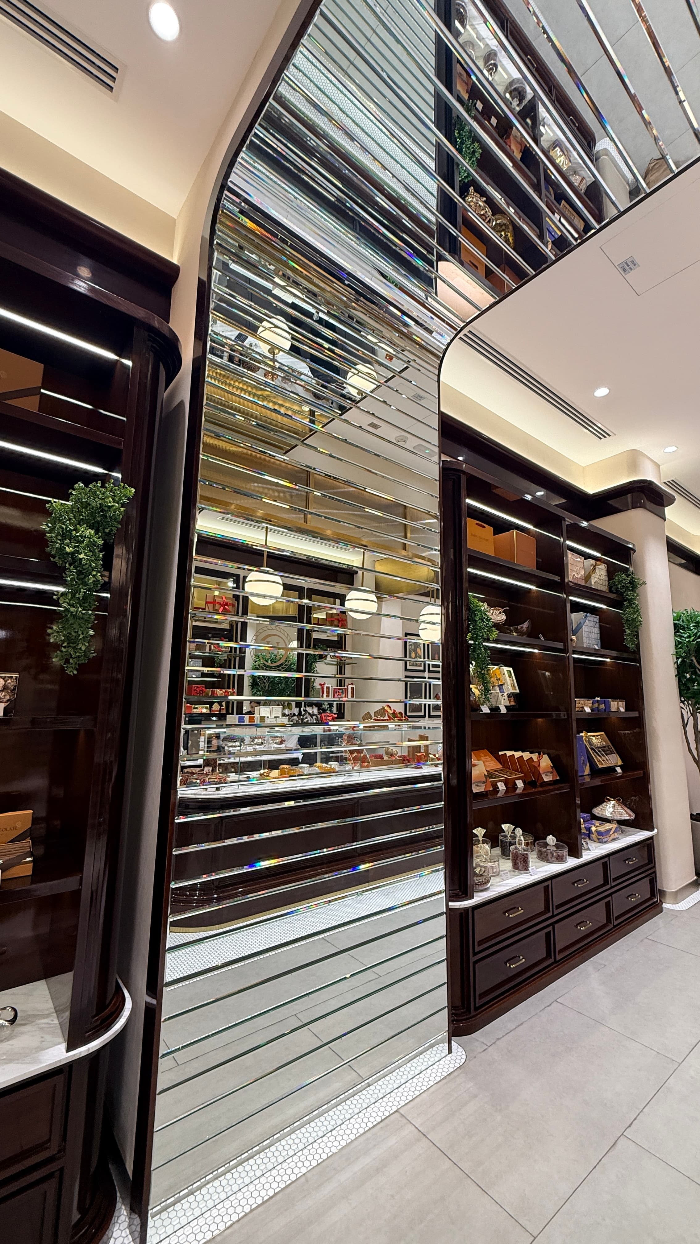 Harem Chocolate gallery image 3