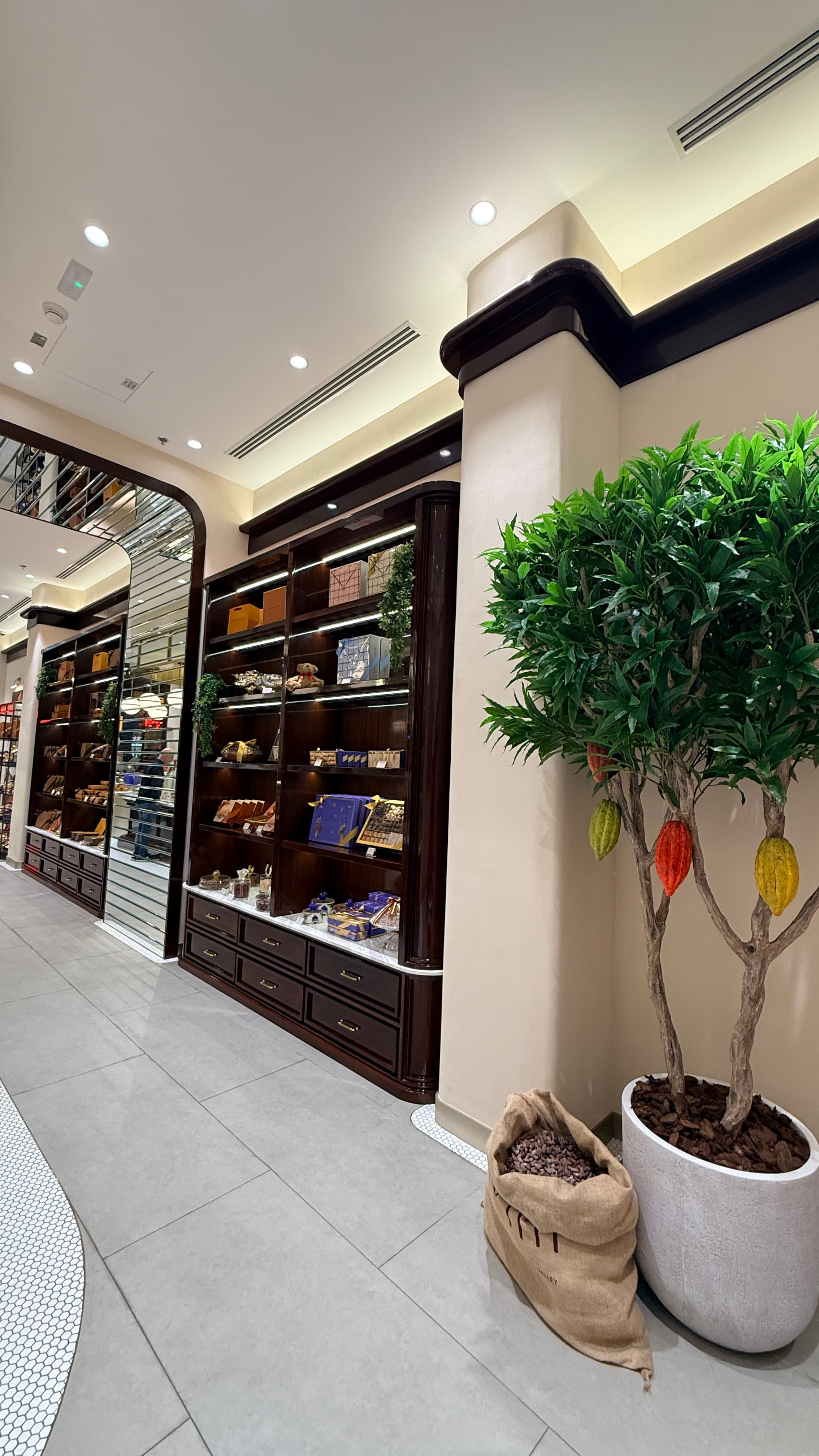 Harem Chocolate gallery image 4