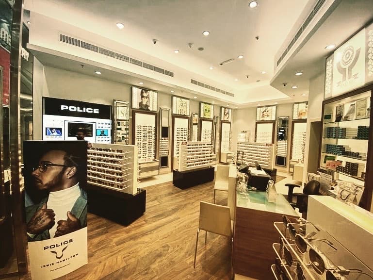 Yateem Optician gallery image 3
