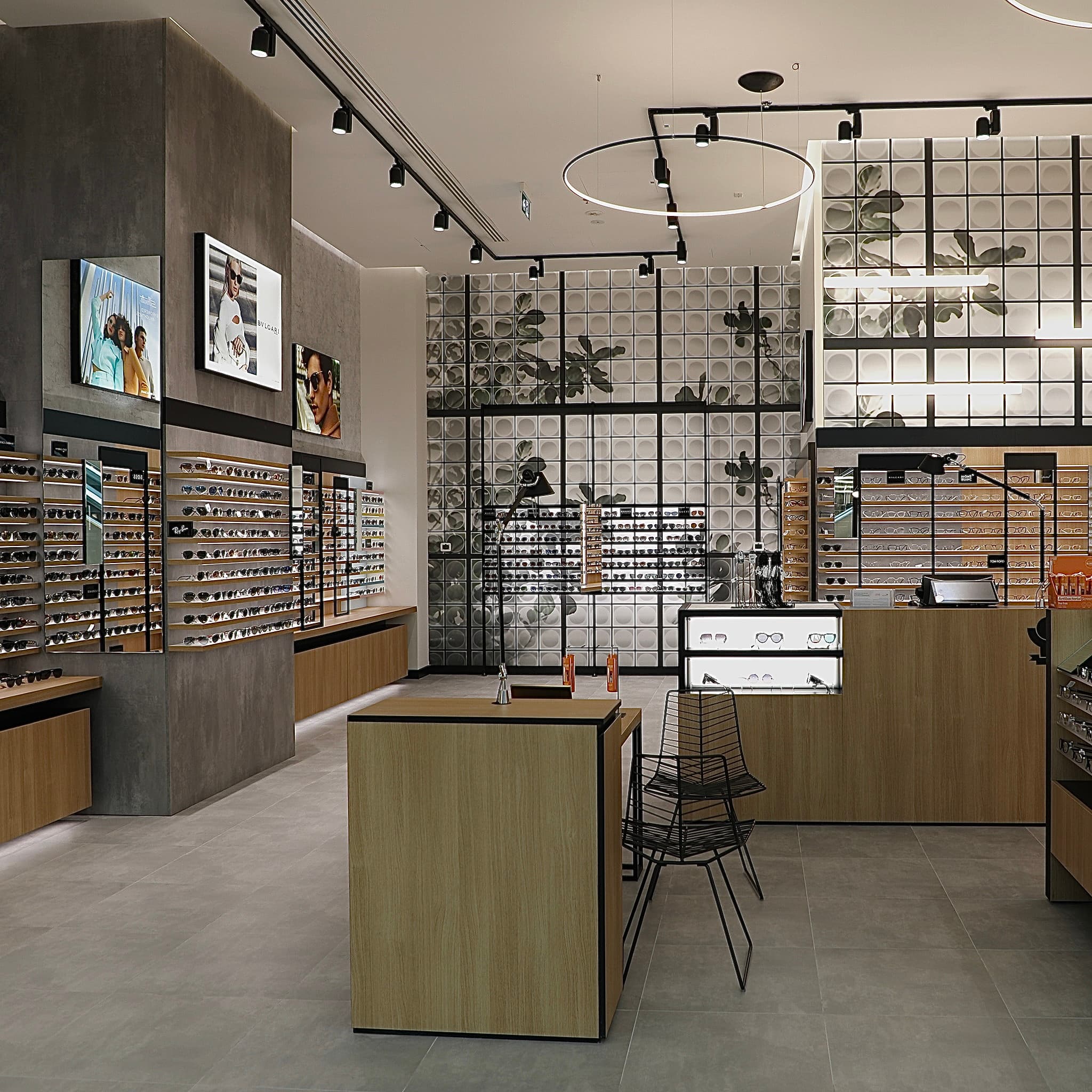 Yateem Optics gallery image 2